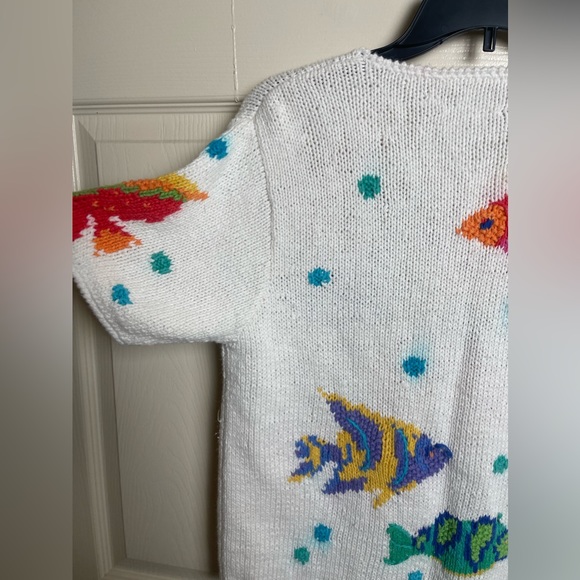 Susan Bristol Vintage Hand Knit Fish Print Button Sweater Size Small - Picture 9 of 11